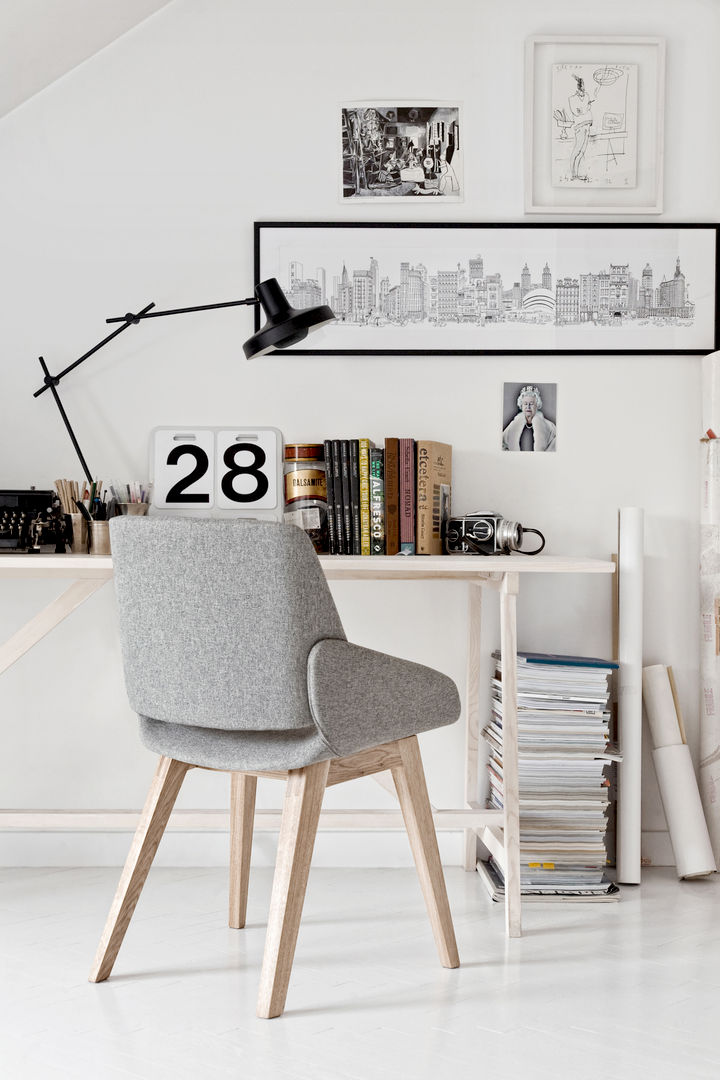 Monk Prostoria - Monk chair 1