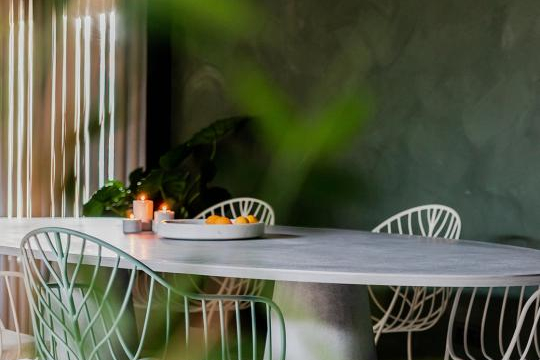 Conix Table