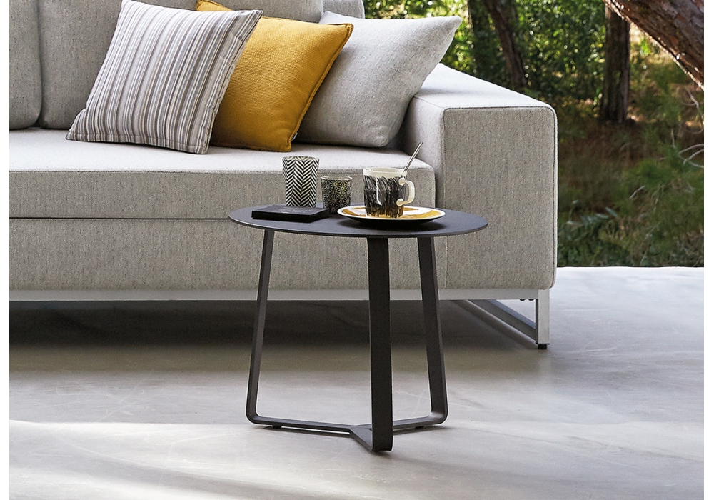 Side Tables Manutti - Side table