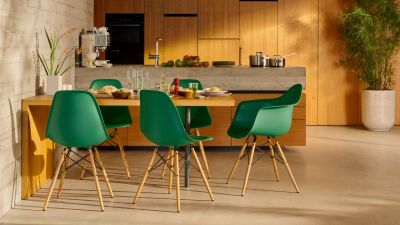 Actie Eames Plastic Chairs - Vitra: 3+1 gratis!