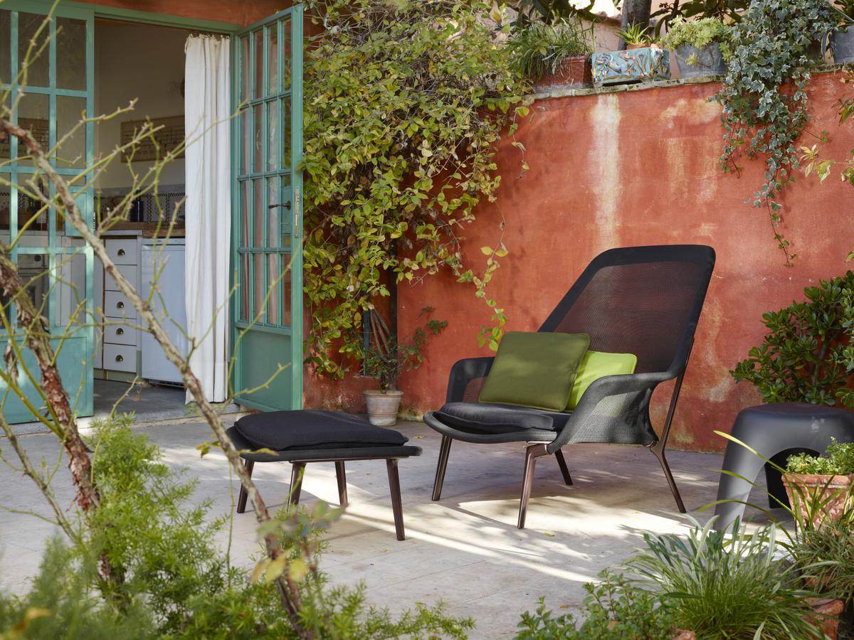 Slow Chair & Ottoman Vitra - Vitra-slow-chair-w-ottoman-ambiente-03 zoom (1)