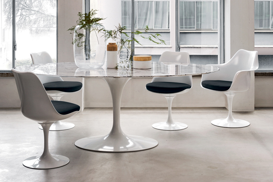 Tulip tafel en stoelen Knoll - Tulip2