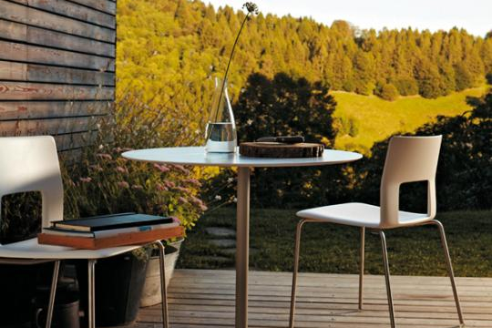 Kobe tafel en stoelen Desalto