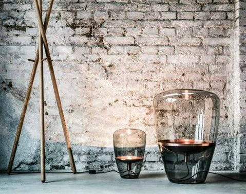Balloons Brokis - Balloon-lamp-brokis-met-glas-smoke-grey-en-reflector-koper-sfeerbeeld-def